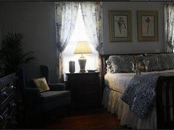 The Kenwood Oldest Bed And Breakfast, St Augustine Historic District Bed & Breakfast 3*