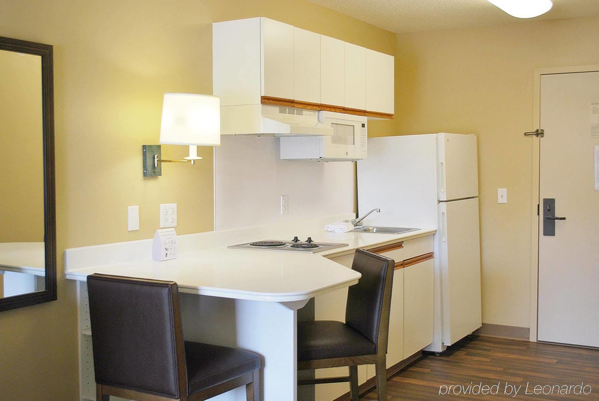 Extended America Select - Orlando - Southpark - Equity Row Hotel