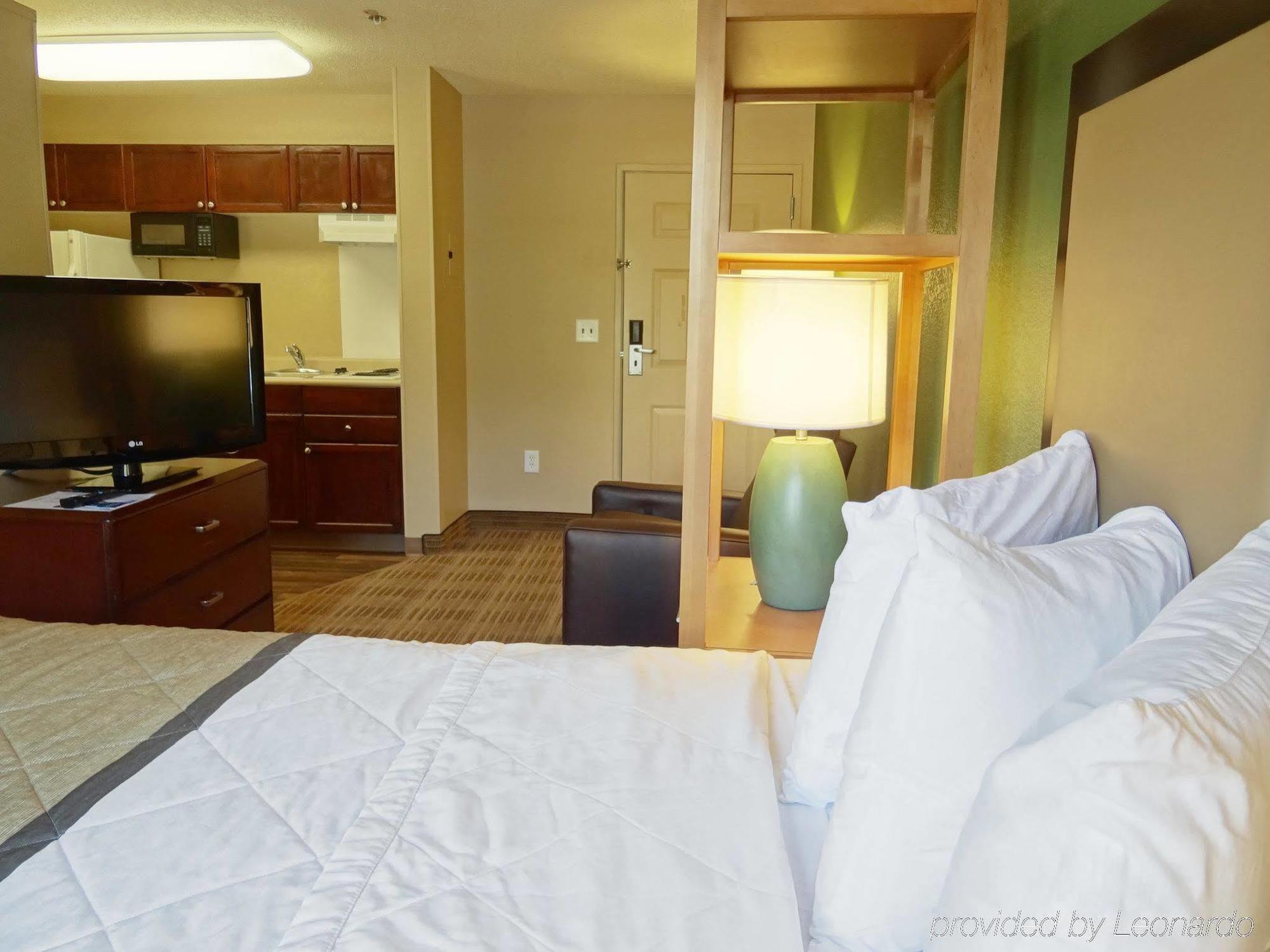 Extended America Select - Orlando - Maitland - Summit Tower Blvd 2*
