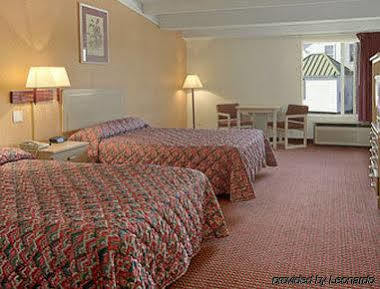 Super 8 By Wyndham