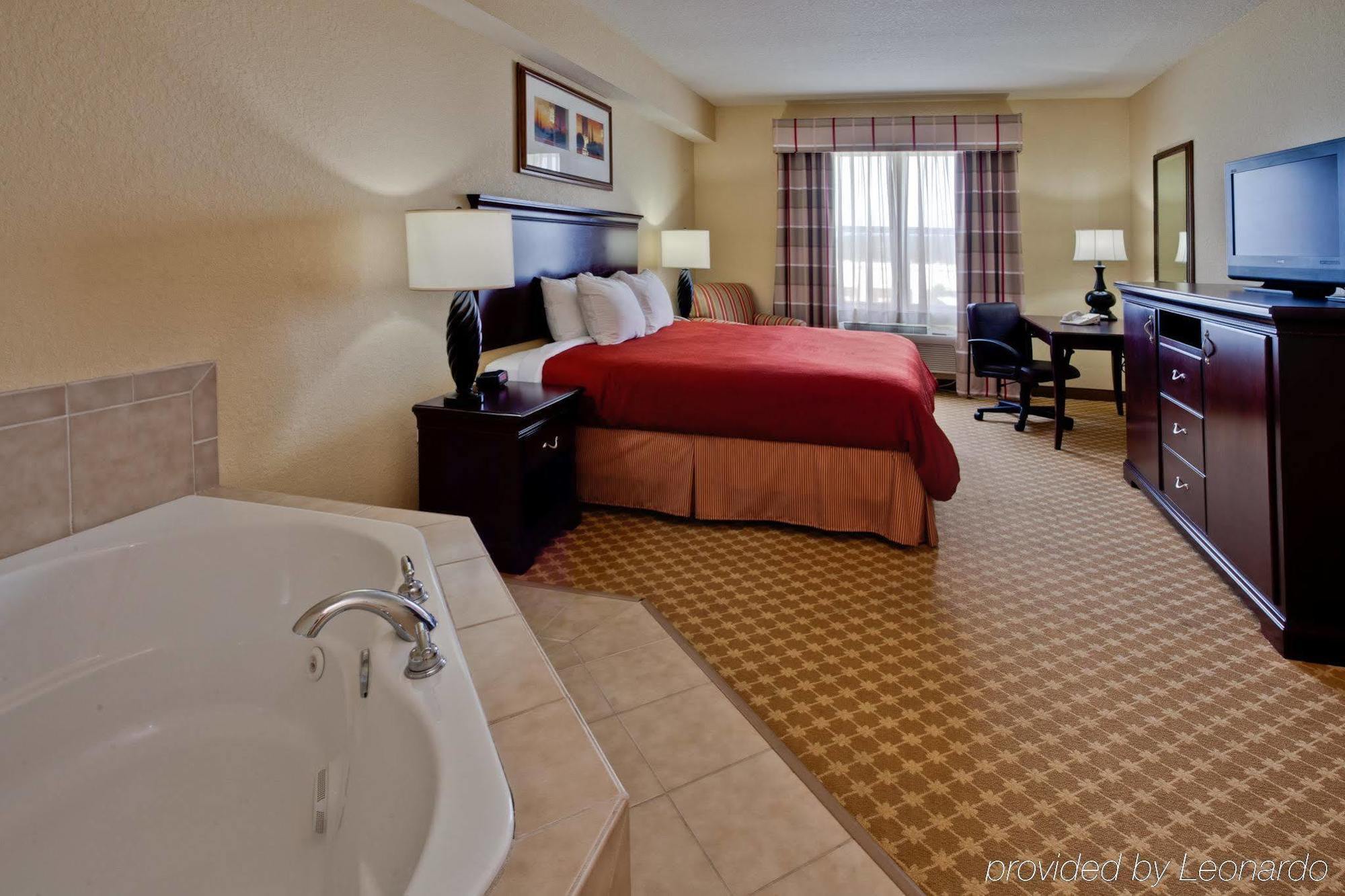 Country & By Radisson, West, Fl 3*