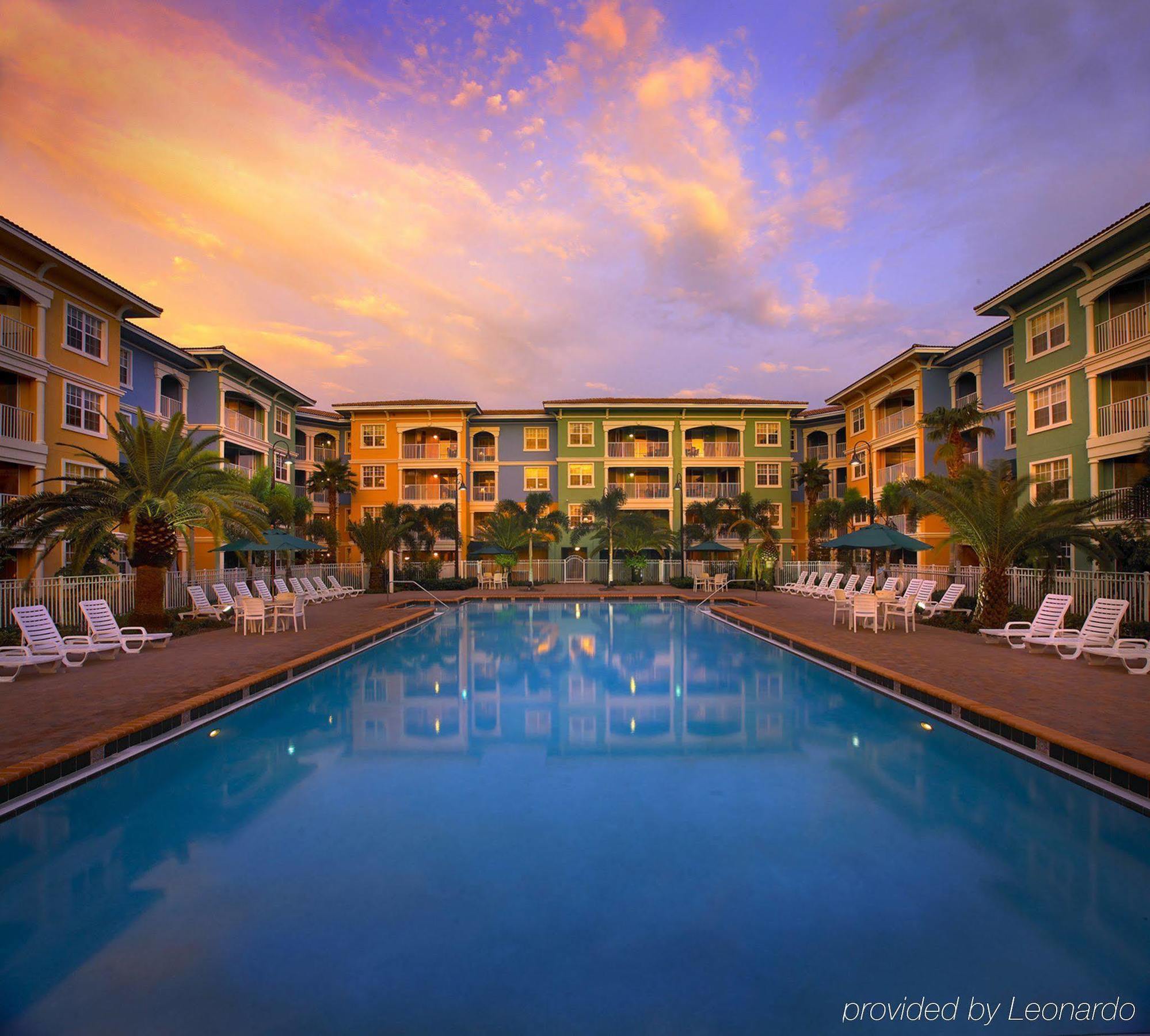 Mizner Place At Town Center, Lauderdale