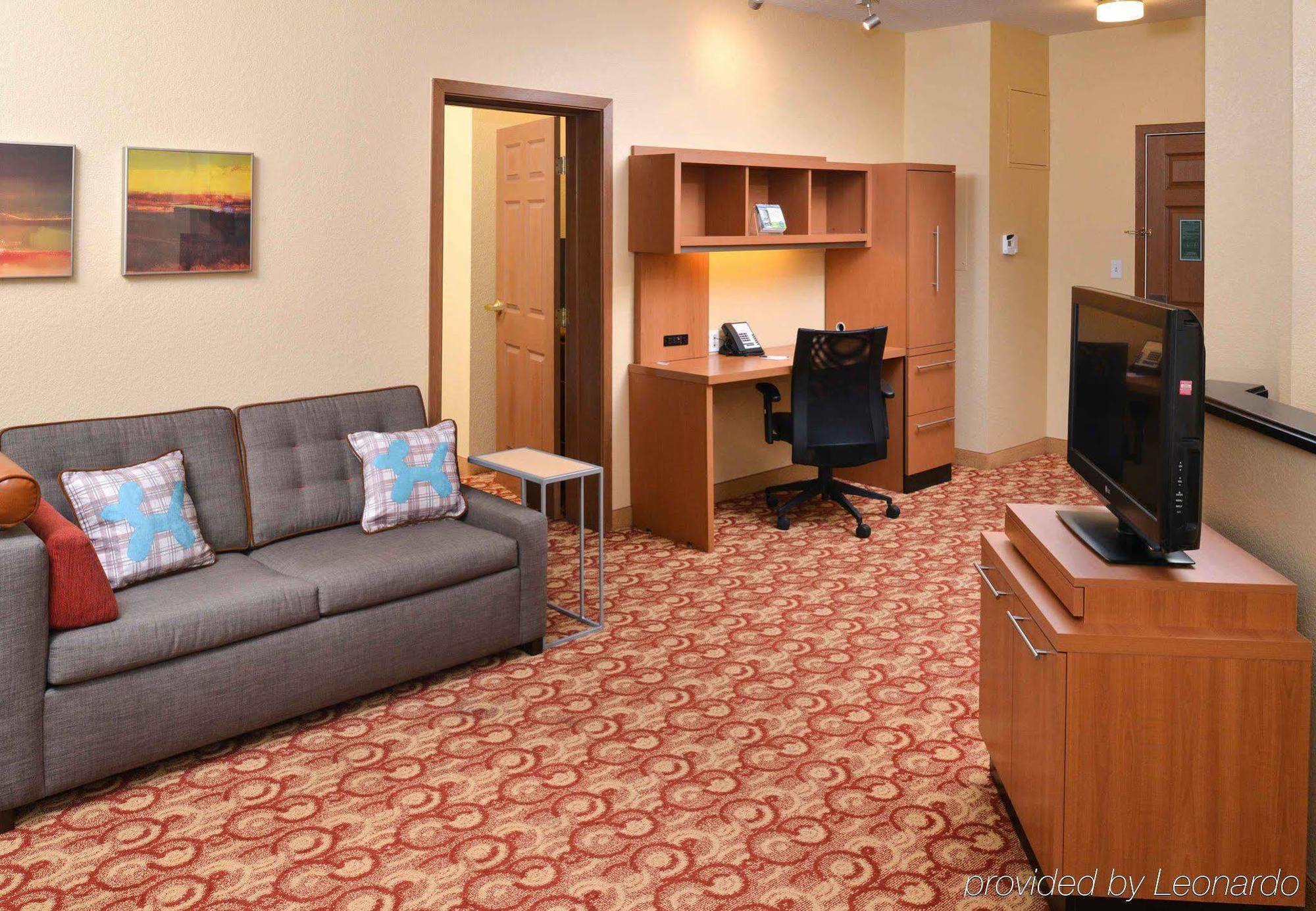 Towneplace Miami West Area Hotel