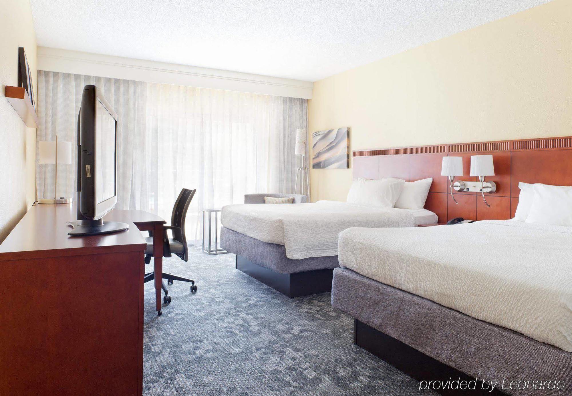 Hotel Courtyard By Marriott Lauderdale Of