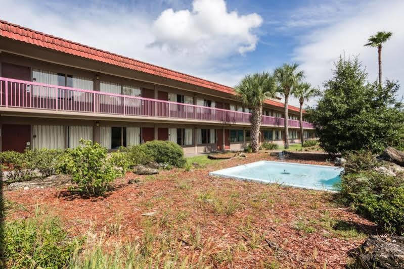 Quality Inn Weeki Wachee