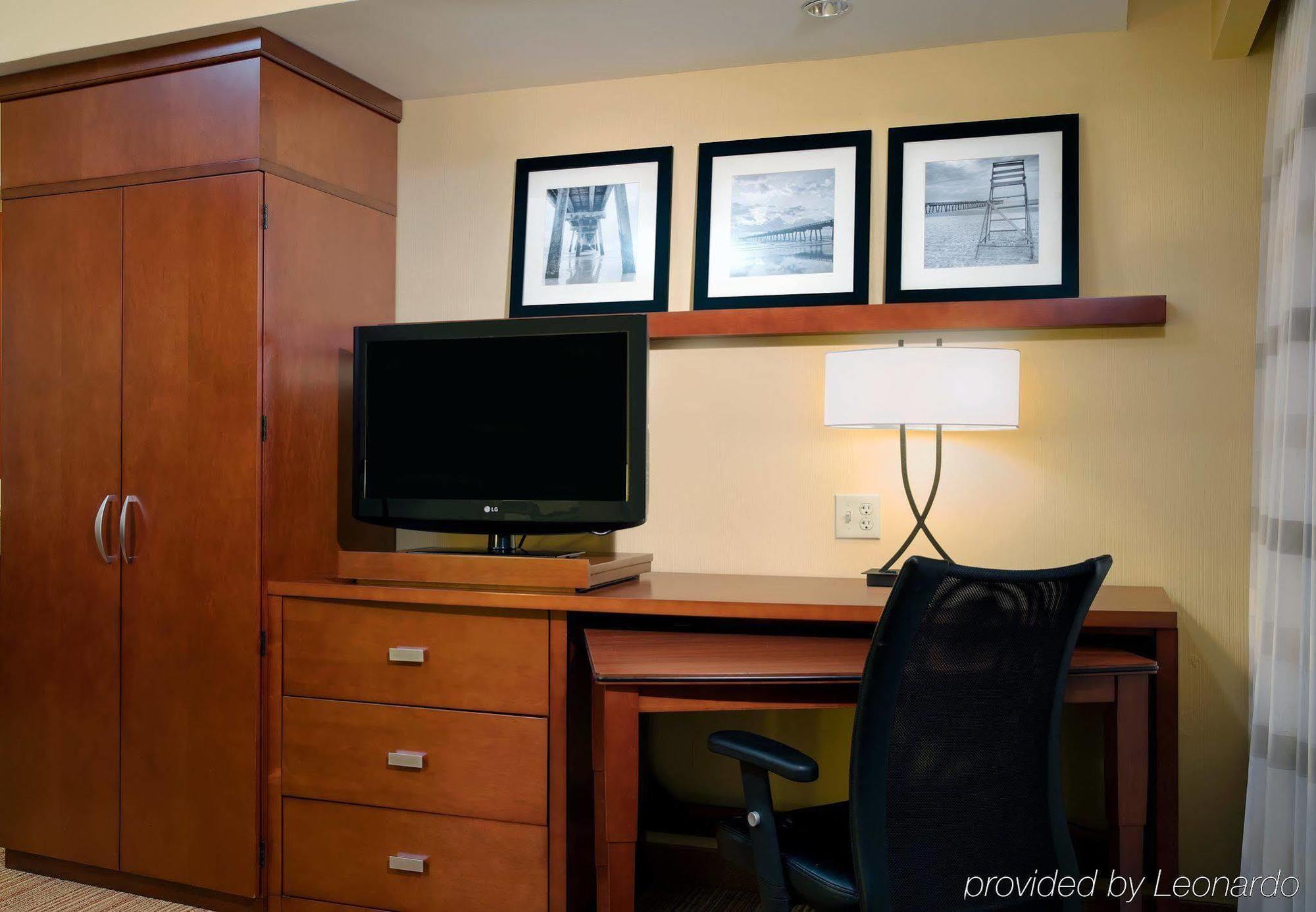 Courtyard By Marriott I-295/east Beltway 3*