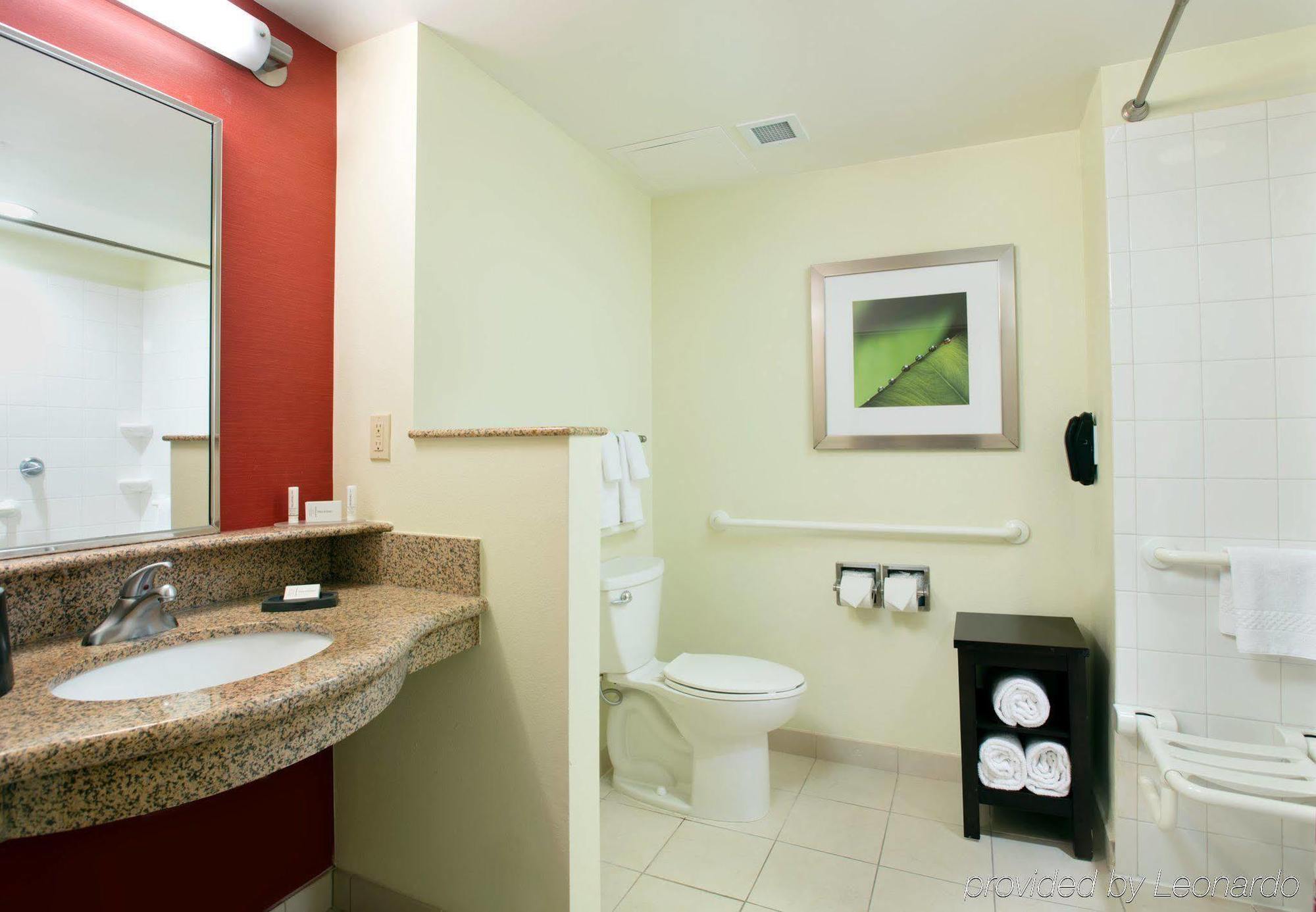 Courtyard By Marriott I-295/east Beltway 3*