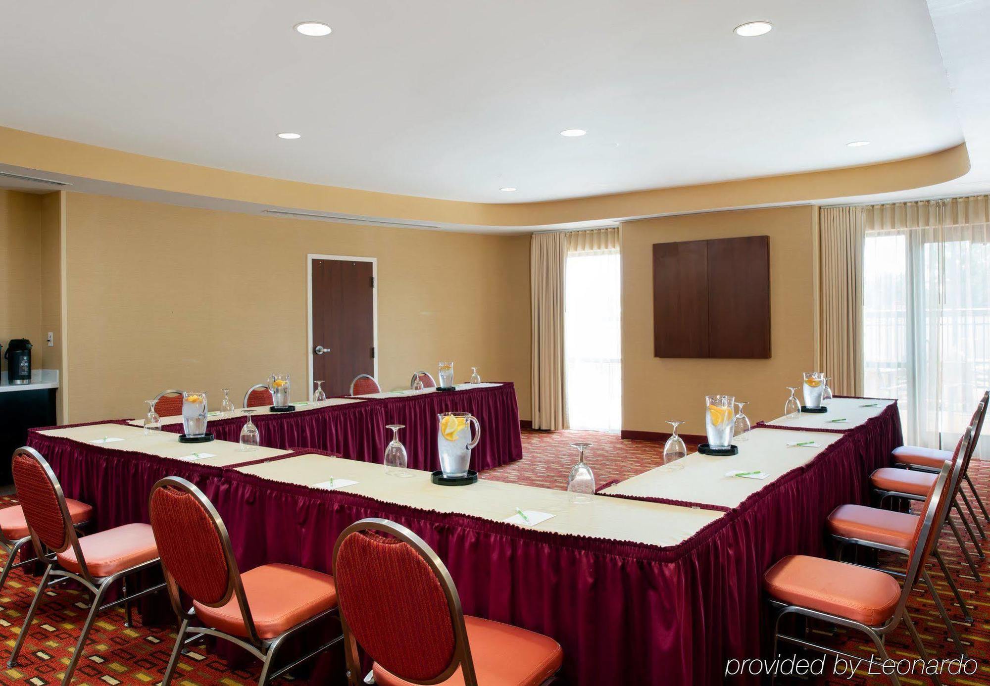 Hotel Courtyard By Marriott I-295/east Beltway 3*