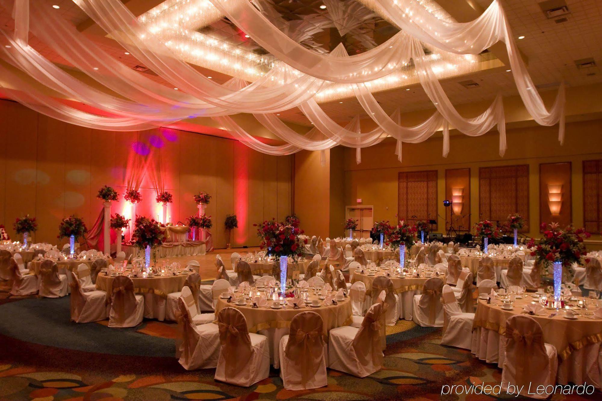 Rosen Centre Orlando Convention Center 3*