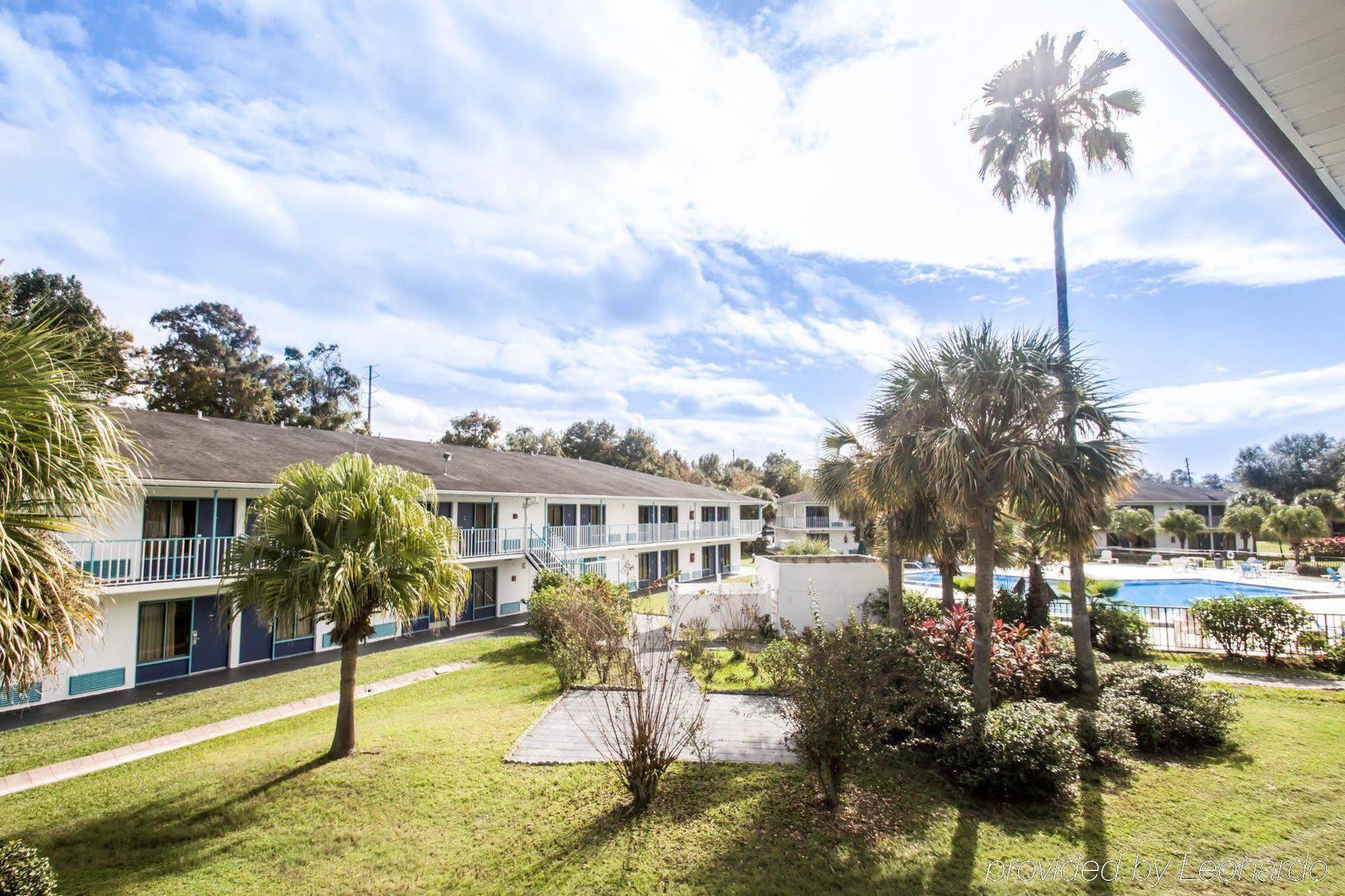 Main Gate Kissimmee Formally Road Way Hotel