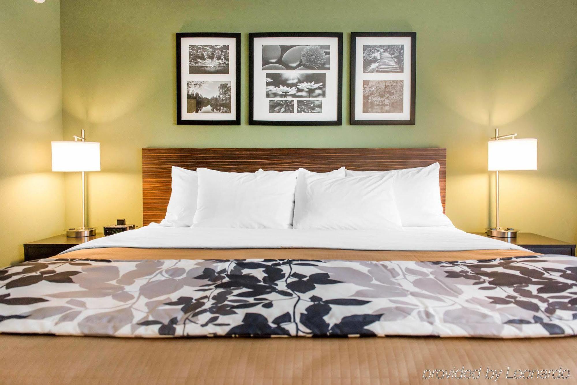 Sleep & Defuniak Springs - Crestview Hotel