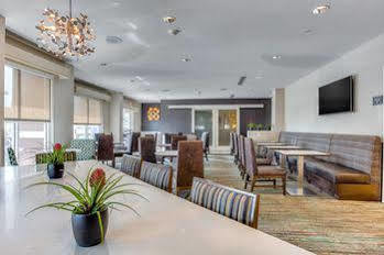 Hotel By Marriot Downtown