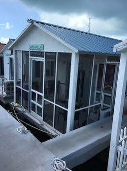 Mangrove Marina And Aqualodge Houseboats 3*