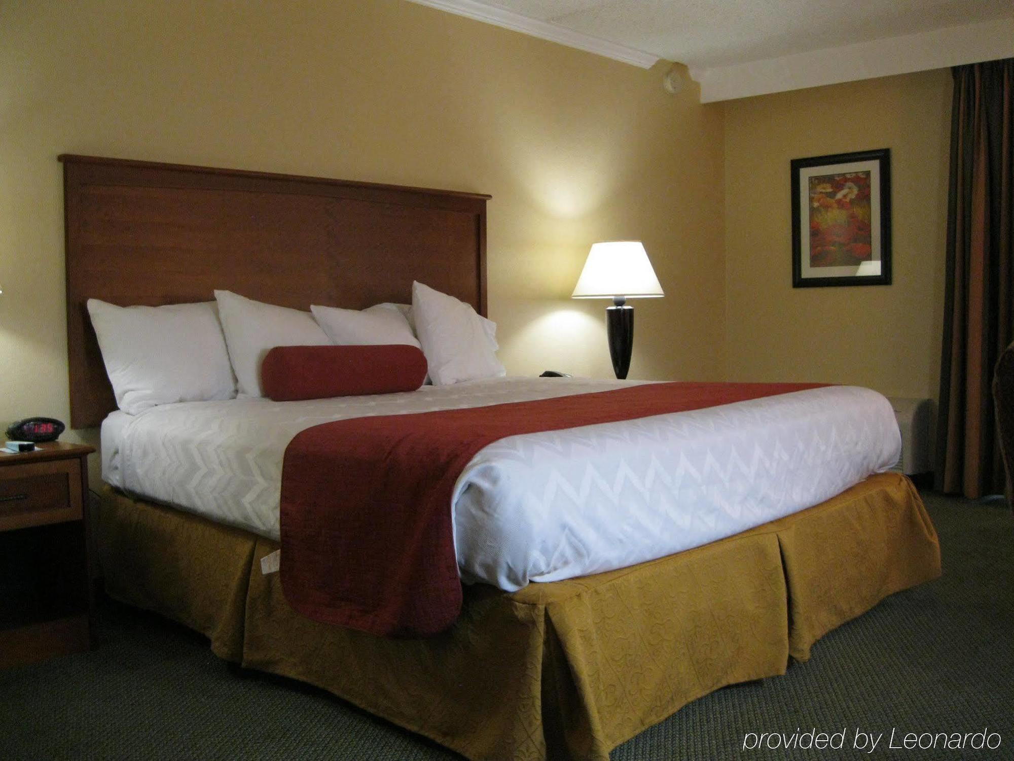 Hotel Baymont By Wyndham Daytona - Intl Speedway Daytona Beach