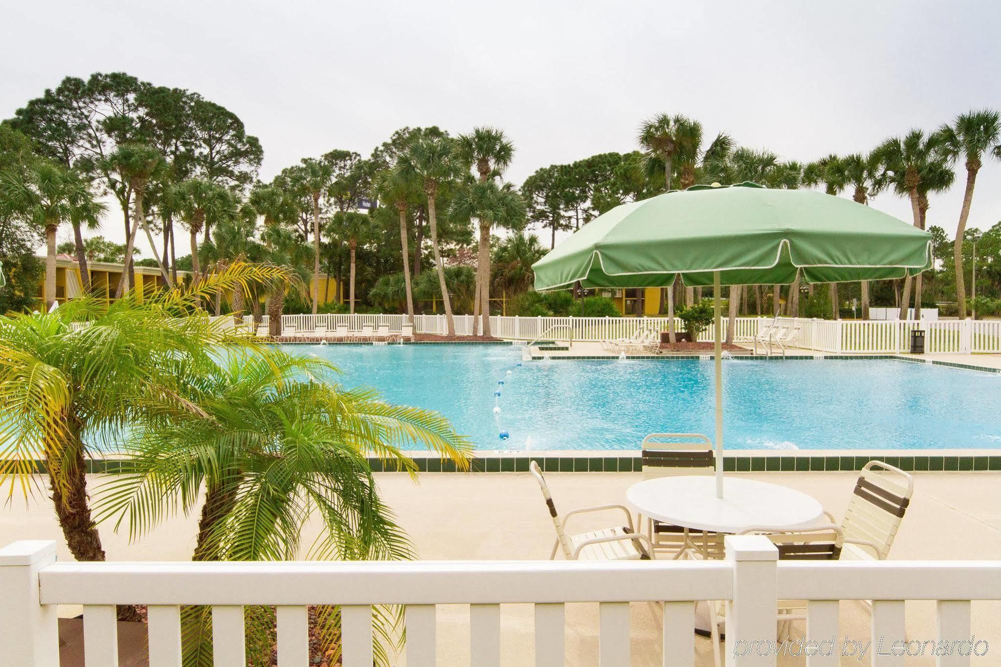 Baymont By Wyndham Daytona - Intl Speedway Daytona Beach