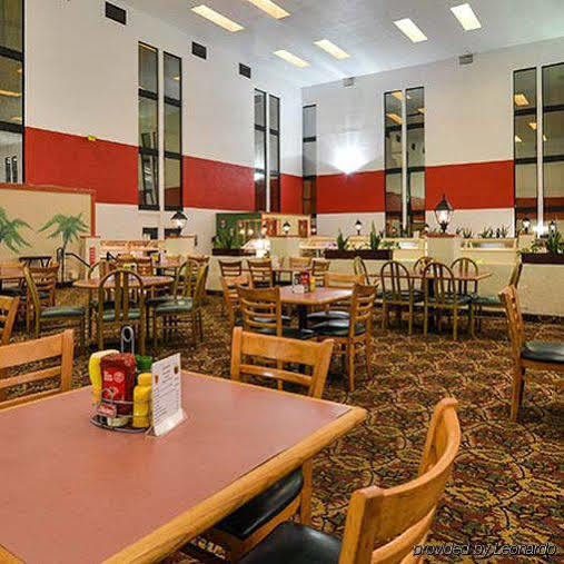 Ramada Maingate West Hotel Lake Buena Vista