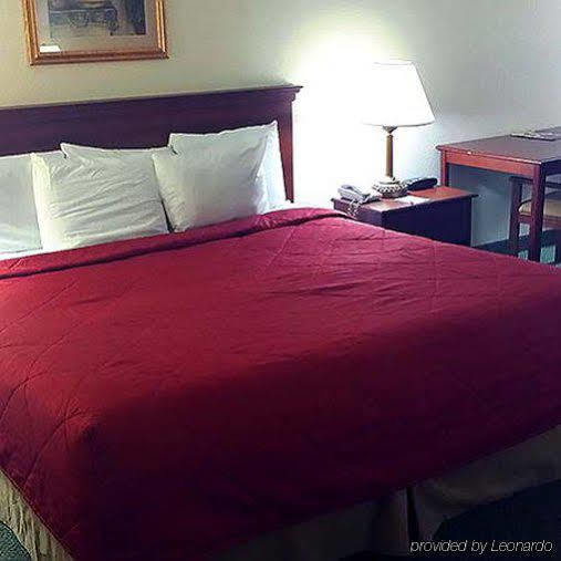 Hotel Ramada Maingate West 3*