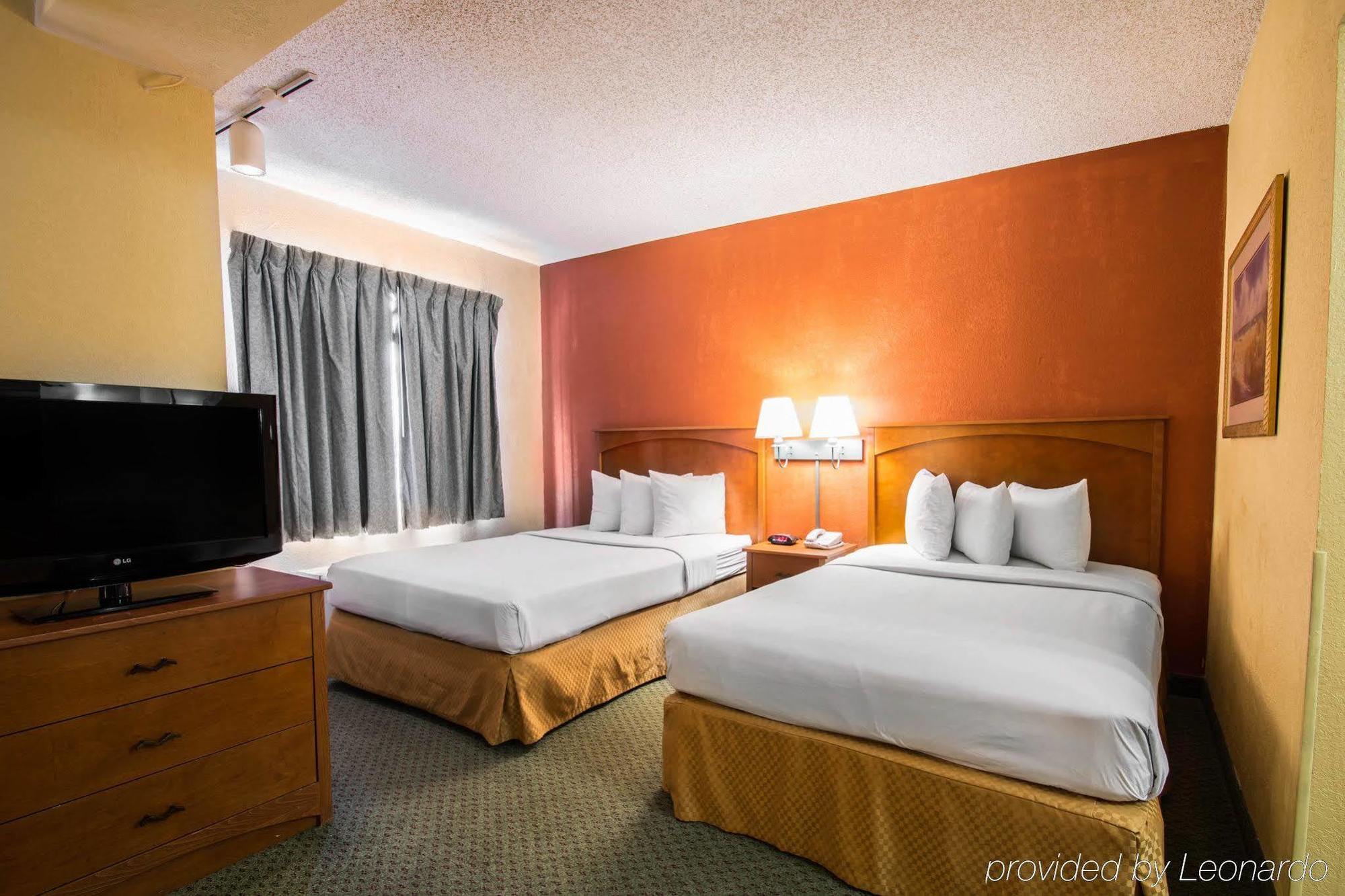 Boca Deerfield Beach; Surestay Collection By Bw 3*
