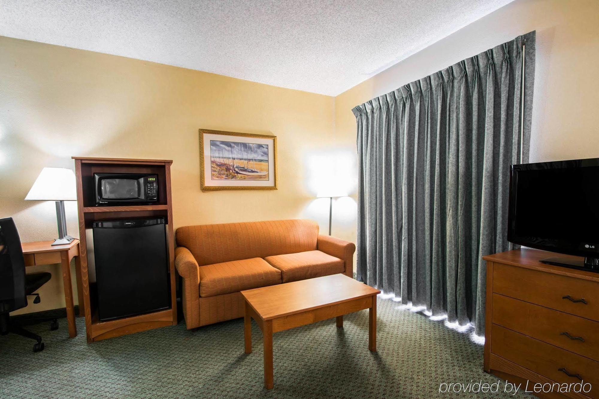 Boca Deerfield Beach; Surestay Collection By Bw