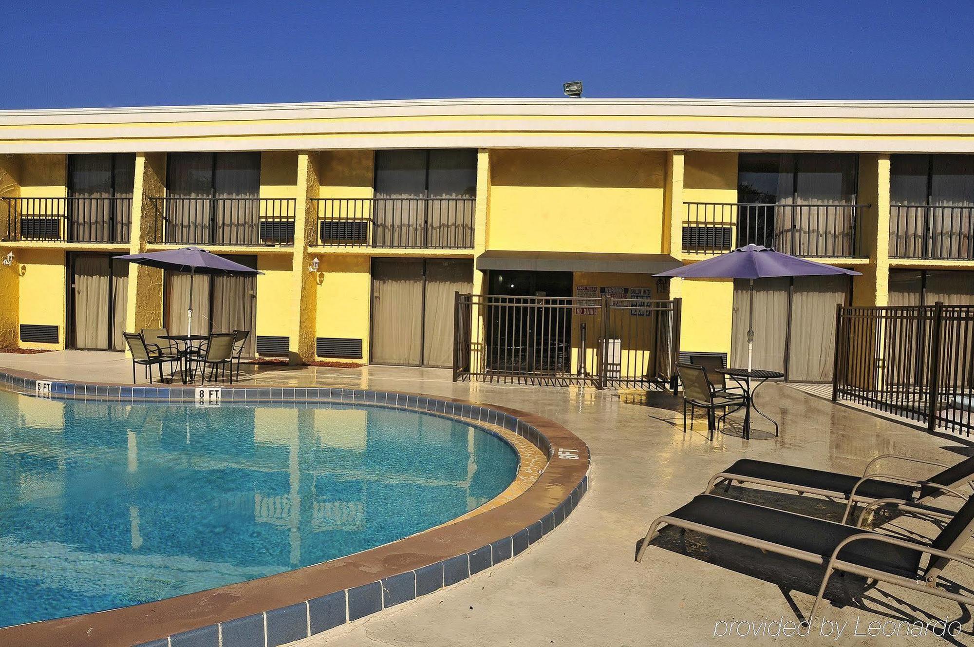 Days By Wyndham Neptune Hotel