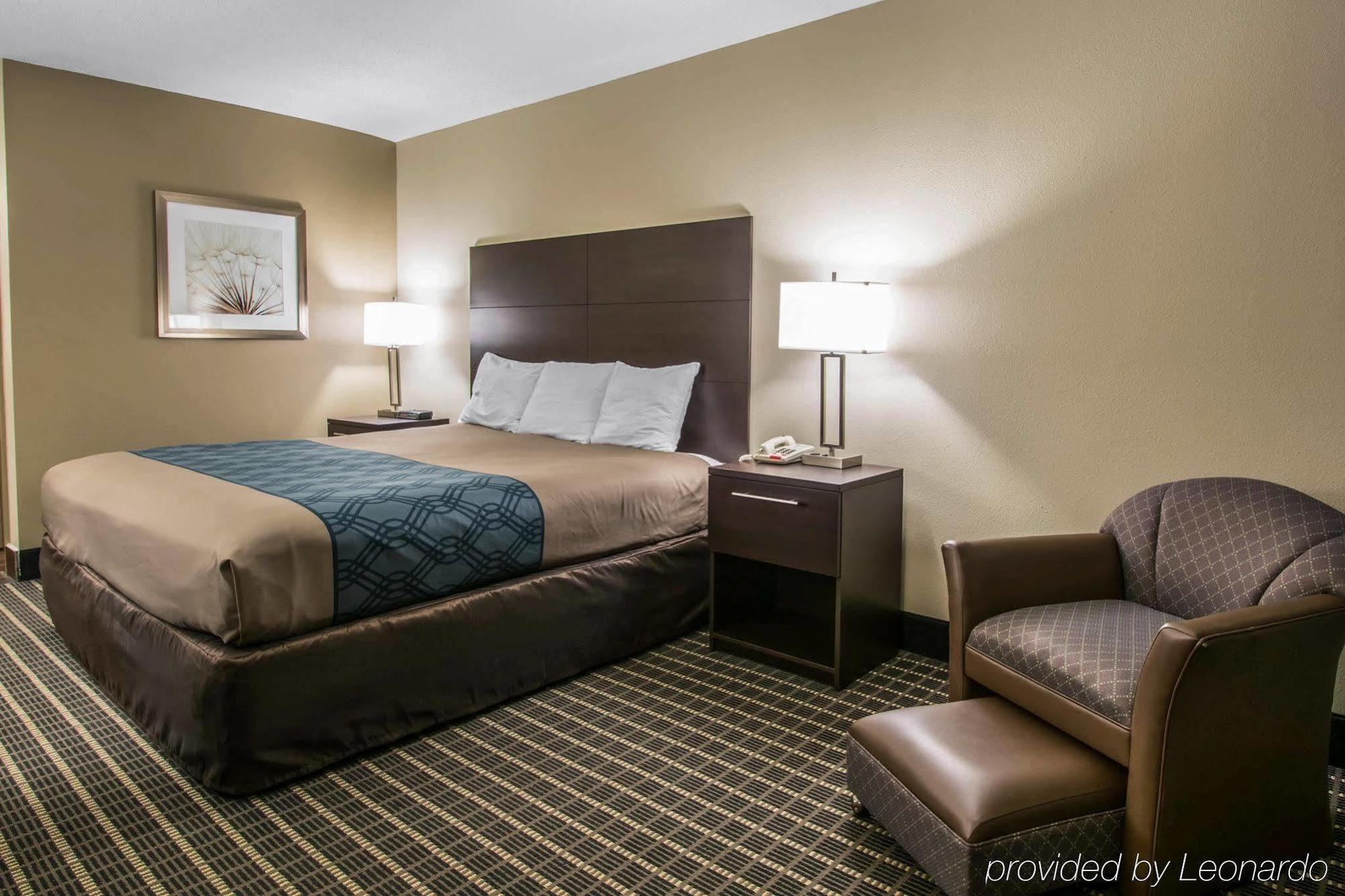 Econo I-10 Hotel