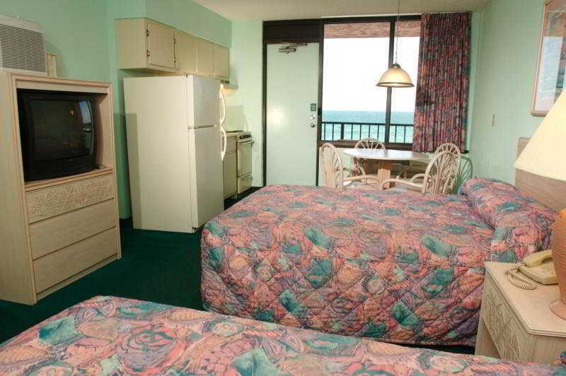 Express & Oceanfront Daytona Shores By Ihg 3*