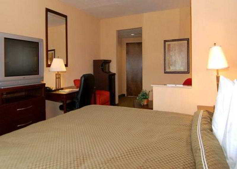 Comfort West Hotel 3*