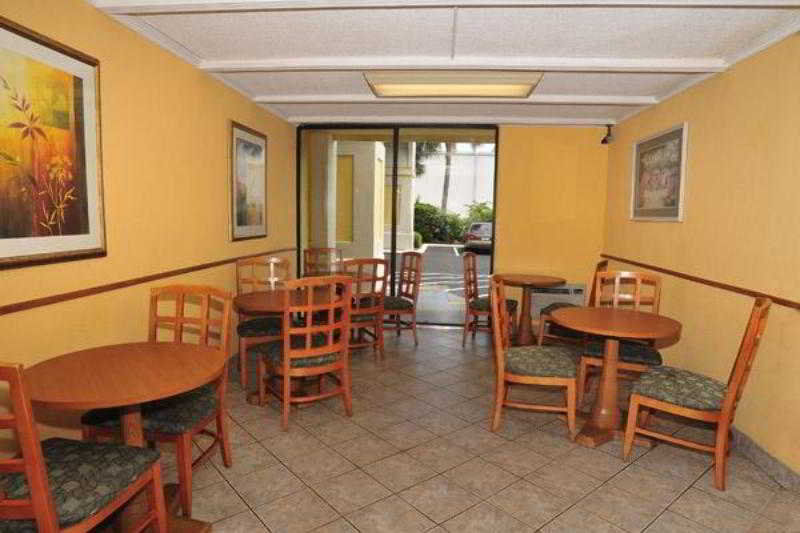 Days By Wyndham Neptune Jacksonville Beach