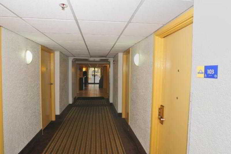 Days By Wyndham Neptune Hotel