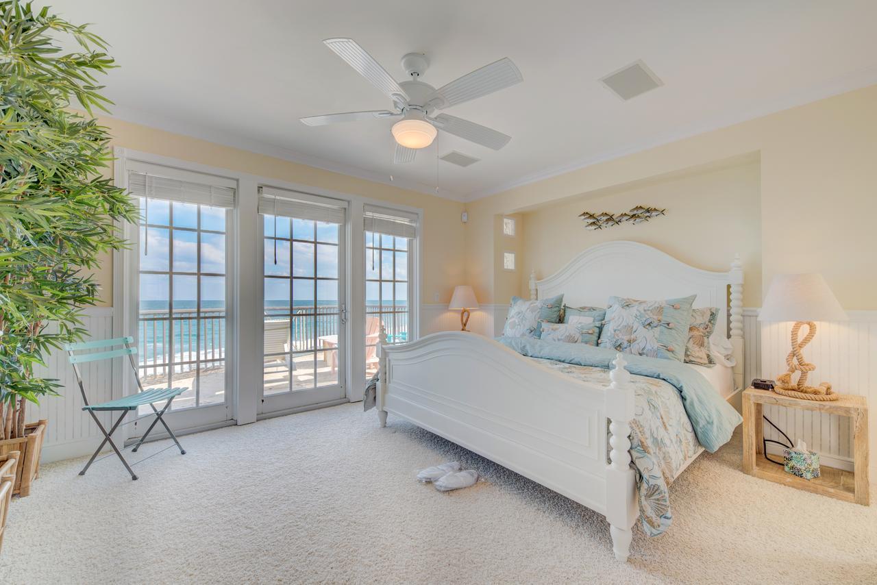 Ocean-To-River Beach-House Motel