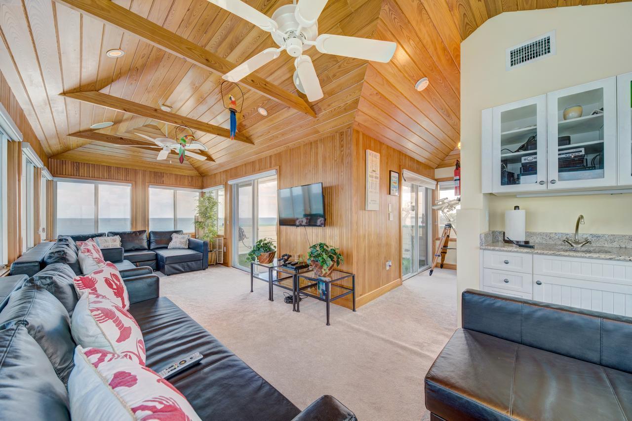 Ocean-To-River Beach-House *
