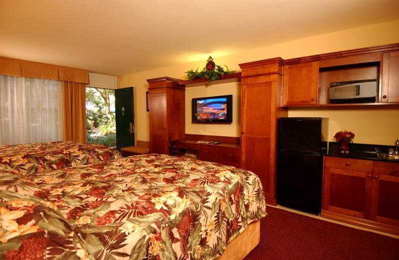 Hotel Baymont By Wyndham Celebration 3*