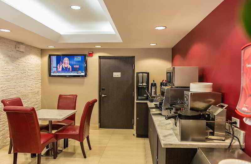Hotel Ramada By Wyndham Miami Springs/miami International Airport
