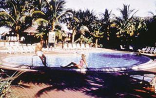 Hotel Vanderbilt On The Gulf 3*