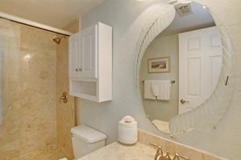 Sterling Huntington By The Sea Resort 3*
