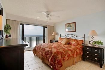 Sterling Huntington By The Sea Resort 3*