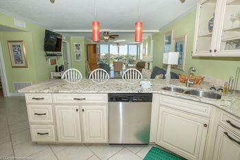 Dolphin Point By Isle Hotel Destin