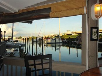 Smugglers Cove And Marina