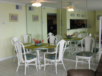 Tern Key Realty & 3*