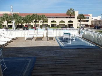 Inn Sunny Shores & Suites 3*