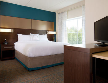Hotel Lauderdale Pompano 3*