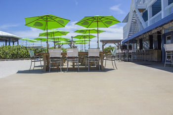 Rhumcay Beach And Grille Resort Fort Pierce