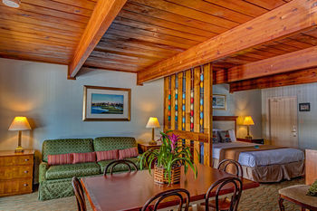 Rhumcay Beach And Grille Resort 3*