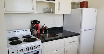 Le Cabanon Pompano Beach