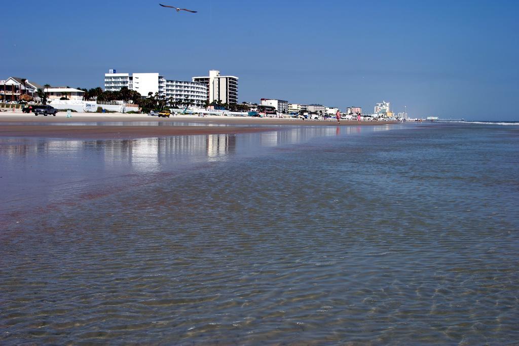 Oceanside Daytona Resort