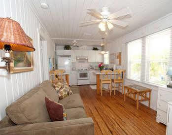 Anna Maria Beach Cottages 3* Anna Maria