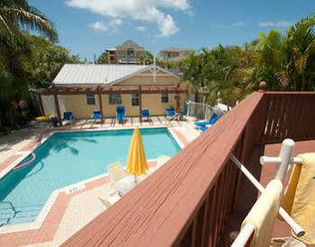 Hotel Anna Maria Beach Cottages