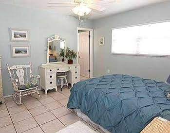 Anna Maria Beach Cottages