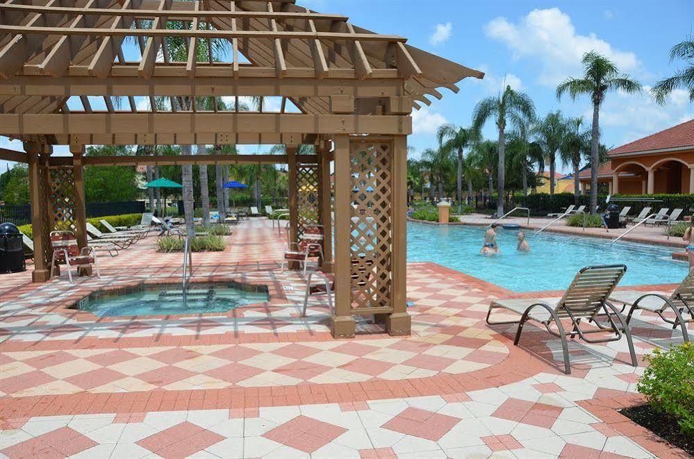 Bella Vida Platinum Homes Hotel 4*