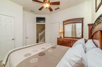 Hotel Windsor Hills Four Corners